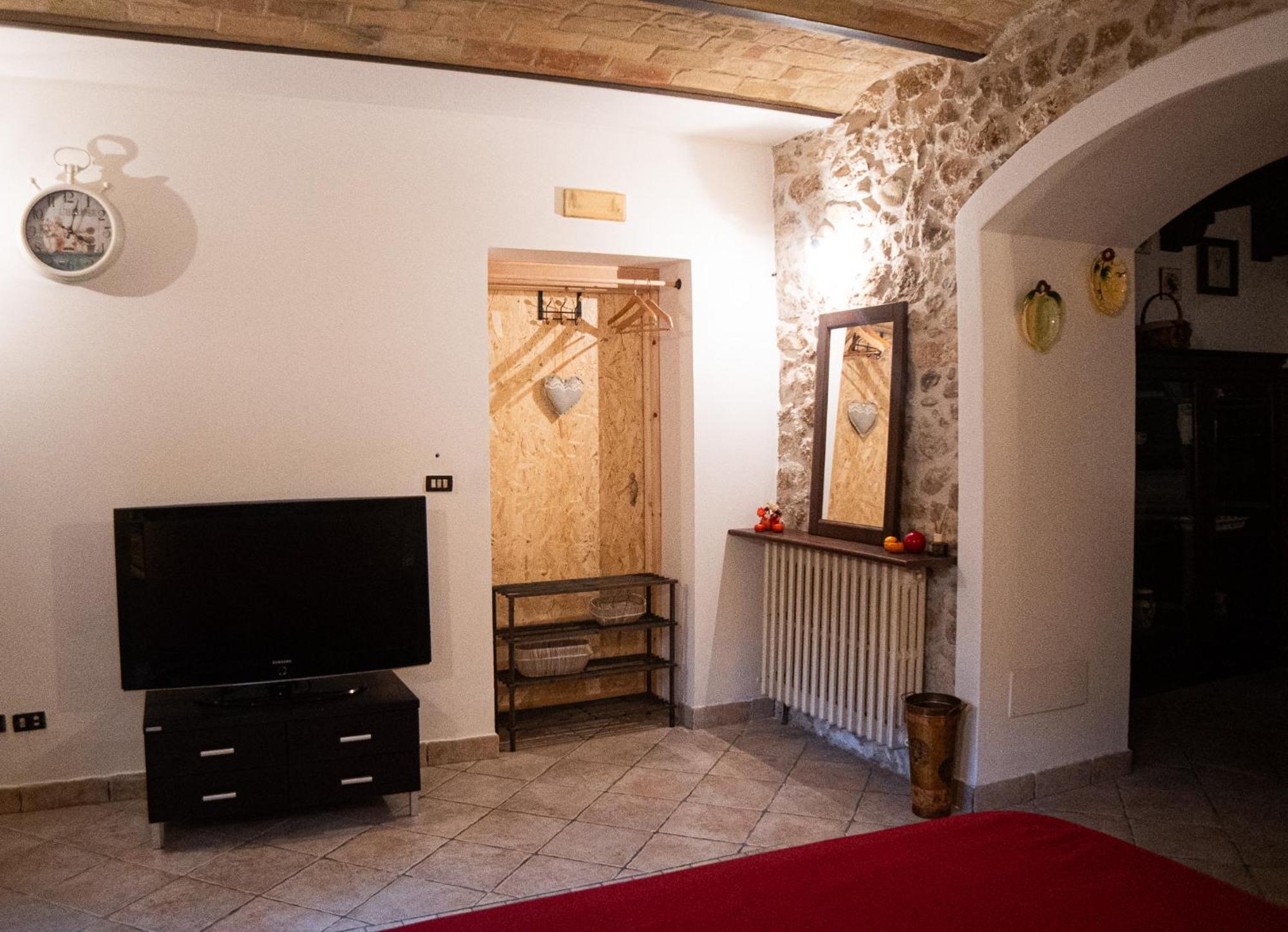 Appartement Giardino Sul Fiume à Ascoli Piceno Extérieur photo