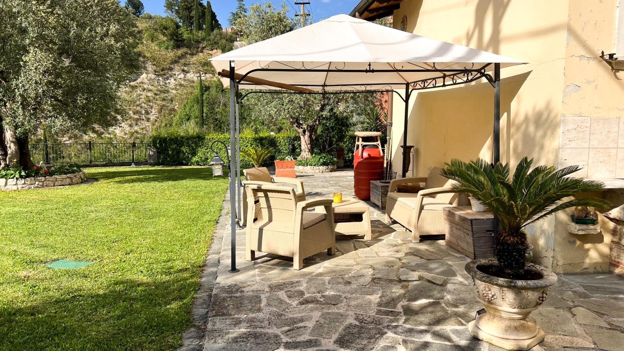 Appartement Giardino Sul Fiume à Ascoli Piceno Extérieur photo